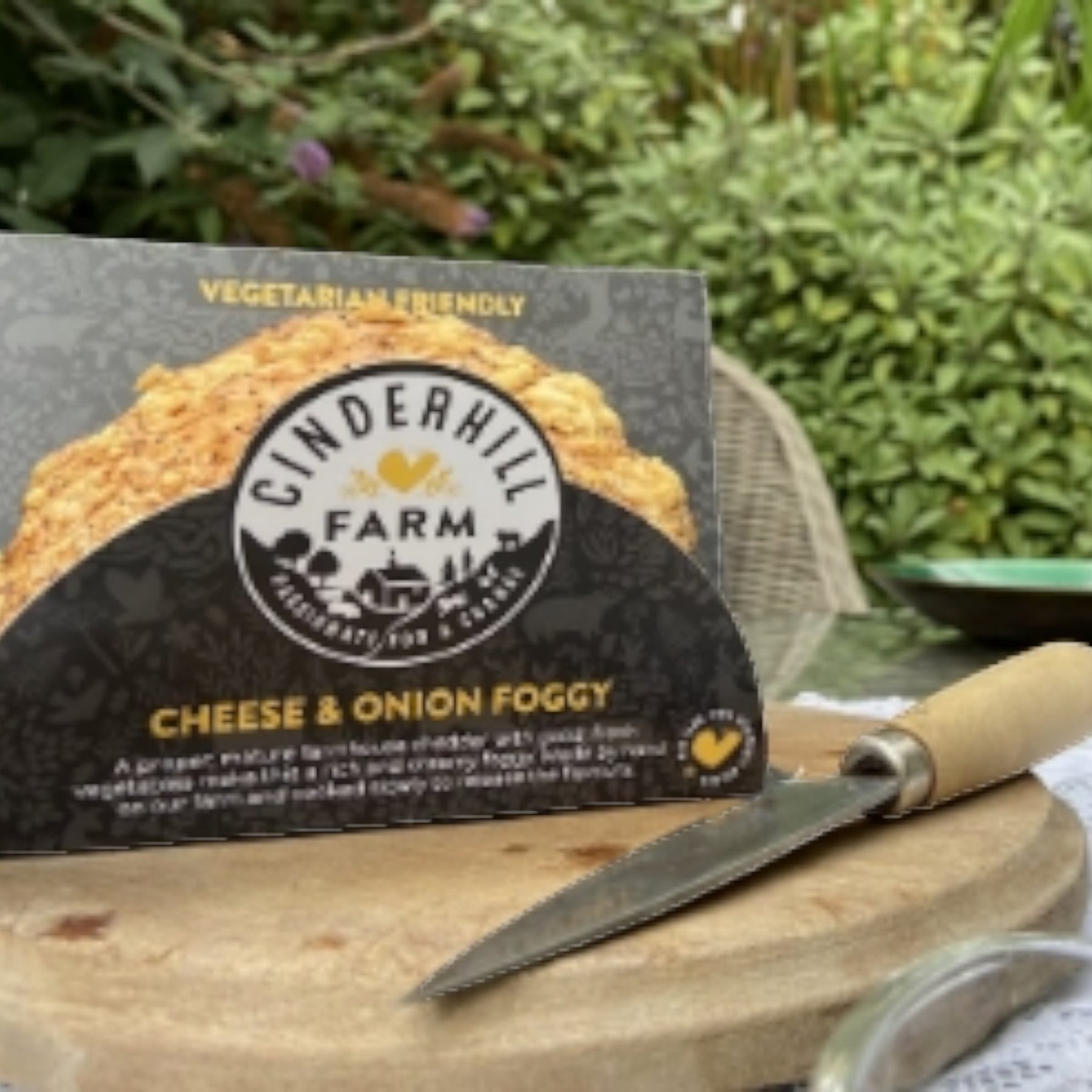 Cinderhill Farm - Creamy Cheese and Onion Foggy (180g)