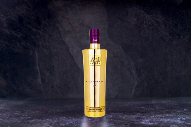 AU VODKA - BLACK GRAPE BOTTLE (70cl)