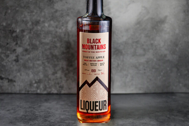 Black Mountains - Toffee Apple Liqueur 20%